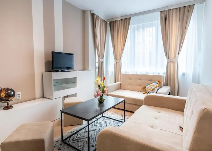 Radi's Coastal Chic Varna