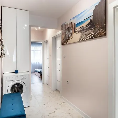 Radi's Coastal Chic * Varna