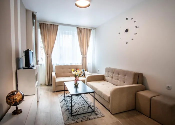 Radi's Coastal Chic *